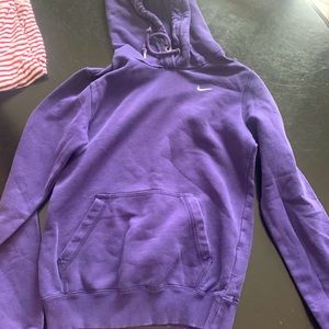 purple nike hoodie size XS !